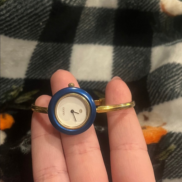 B54 Retro Gucci Gold Bangle Timepiece— No other Changeable Faces Included - Picture 1 of 3